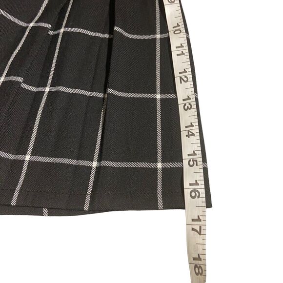 Hot Topic White Black Plaid Pleated Mini Skirt Grommet Belt M Punk‎ Goth Rock - Picture 10 of 10